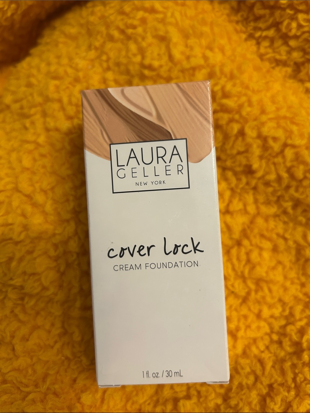 Laura Geller Cover Lock Cream Foundation - Beige & White Packaging